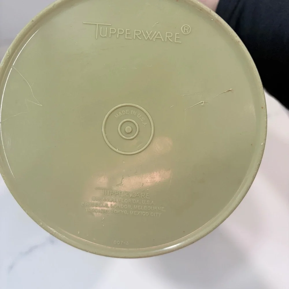 Vintage Tupperware no lid Green Sunburst Canister 807-3 Mid Century Modern